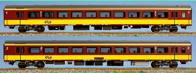Set of 2 Passenger cars (set 1)<br /><a href='images/pictures/LS_Models/44074.jpg' target='_blank'>Full size image</a>